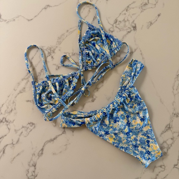 Kulani Kinis Bikini SET - Love Story - Size S/M - Picture 2 of 10